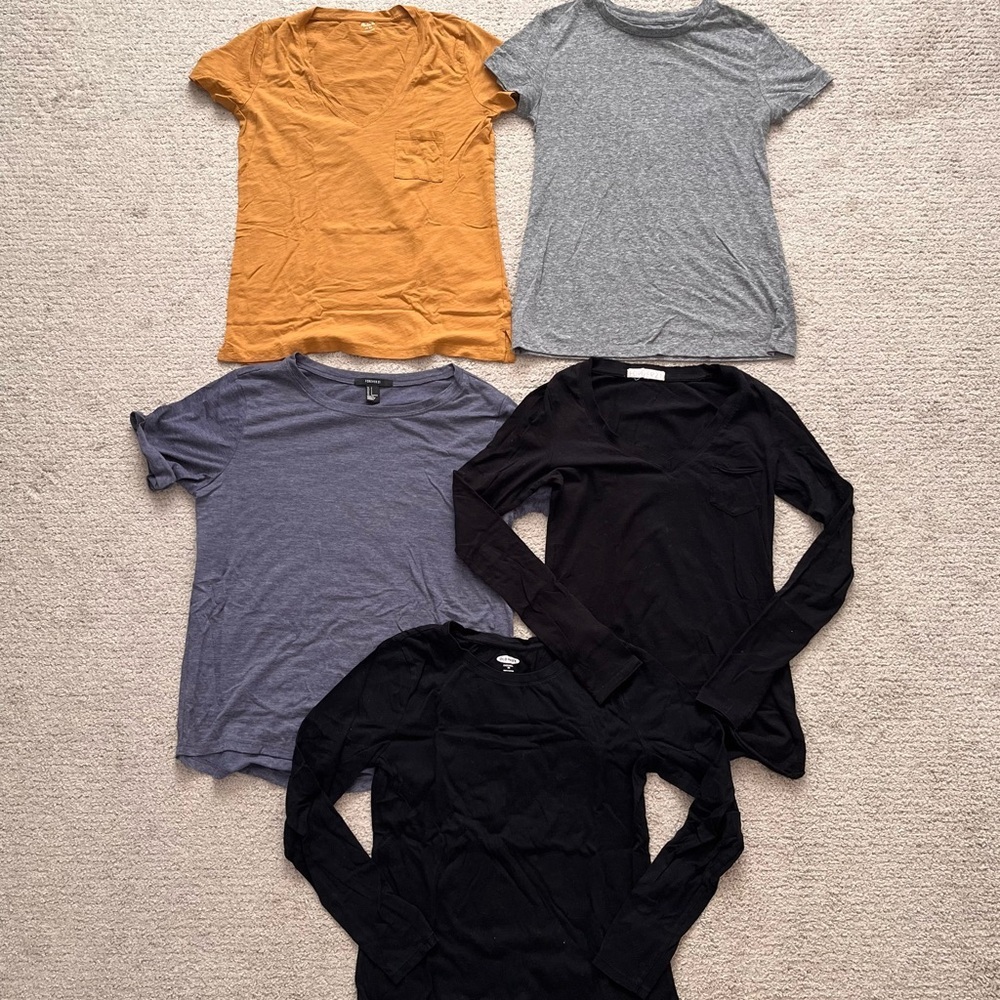 Bundle Lot 5 Short Long Sleeve Tees Xs and S